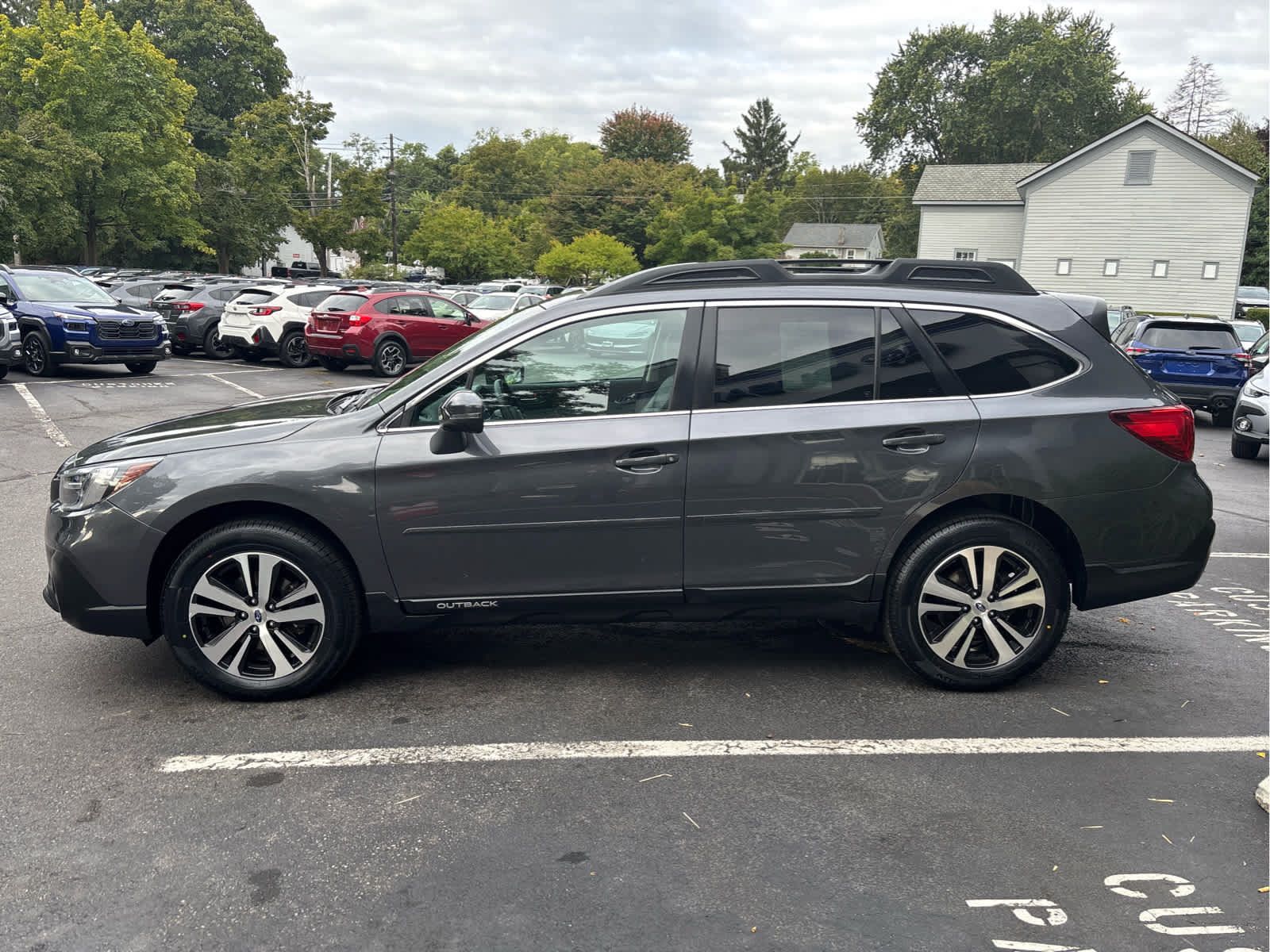 Used 2018 Subaru Outback 2.5i Limited AWD/4WD image 7
