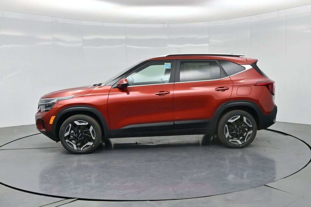 New 2026 Kia Seltos SX w/ SX Sunroof Package AWD/4WD image 13