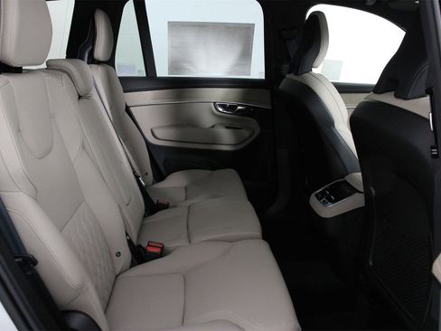 New 2026 Volvo XC90 B6 Plus w/ Protection Package Premier image 11