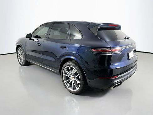 Used 2019 Porsche Cayenne image 3