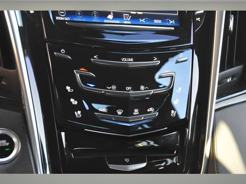 Used 2020 Cadillac Escalade Platinum AWD/4WD image 37
