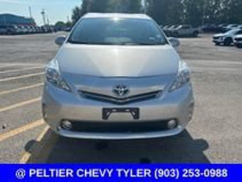 Used 2013 Toyota Prius V Five FWD image 2