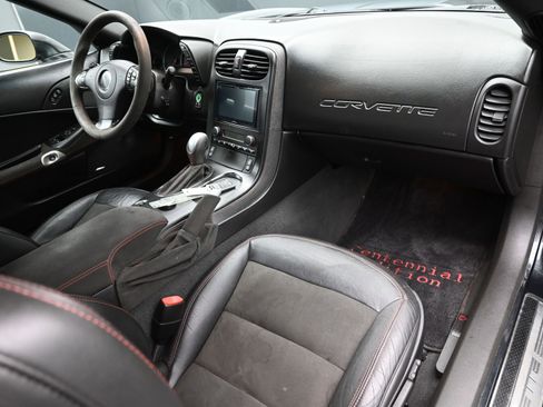 Used 2012 Chevrolet Corvette Grand Sport w/ 3LT Preferred Equipment Group image 31