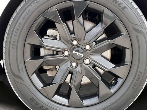 Used 2023 Kia Carnival SX Prestige FWD image 43