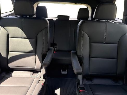 New 2026 GMC Acadia Elevation w/ Elevation Premium Package AWD/4WD image 23