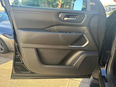 New 2026 Nissan Armada Platinum w/ Convenience Package image 13