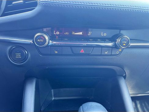 Used 2024 MAZDA MAZDA3 s FWD image 16