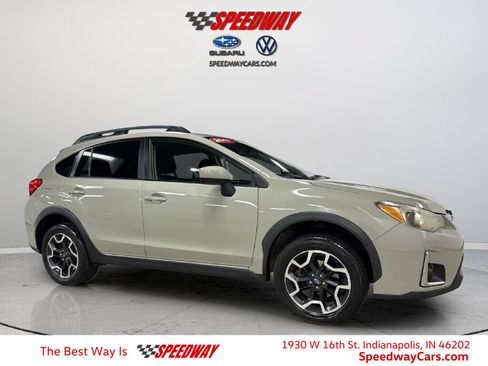 Used 2017 Subaru Crosstrek 2.0i Premium AWD/4WD image 1