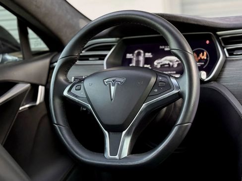 Used 2016 Tesla Model S 90D image 12