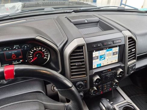 Used 2018 Ford F150 Raptor w/ Equipment Group 802A Luxury image 9