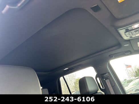 Used 2023 Chevrolet Tahoe LT w/ LT Signature Package image 9