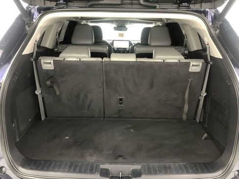 Used 2023 Toyota Highlander Limited image 24