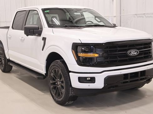 New 2026 Ford F150 XLT image 3