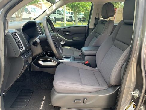 Used 2023 Nissan Frontier SV w/ SV Convenience Package AWD/4WD image 18