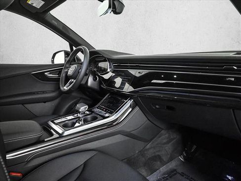 Used 2025 Audi Q7 3.0T Premium Plus w/ Premium Plus Package image 24