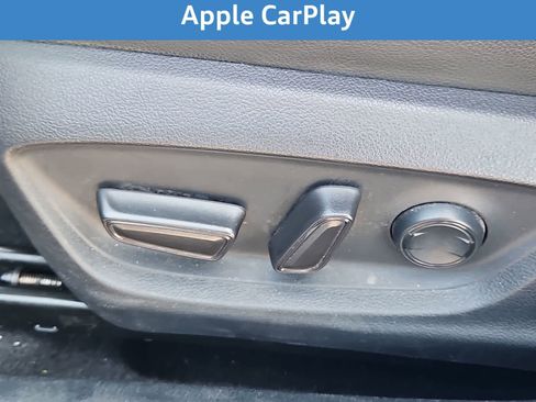 Used 2019 Toyota Camry SE image 17