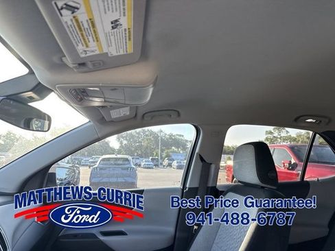 Used 2022 Chevrolet Equinox LS w/ LS Convenience Package FWD image 11