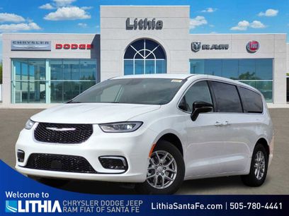 New 2026 Chrysler Pacifica Select