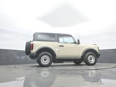 New 2026 Ford Bronco 2-Door AWD/4WD image 33