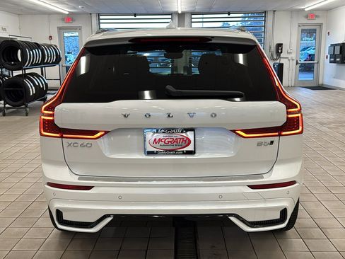 New 2026 Volvo XC60 B5 Ultra w/ Protection Package Premier AWD/4WD image 6