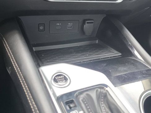 Used 2023 Nissan Altima 2.5 SV w/ SV Premium Package FWD image 19