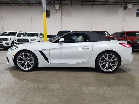 Used 2019 BMW Z4 sDrive30i w/ Executive Package RWD image 8