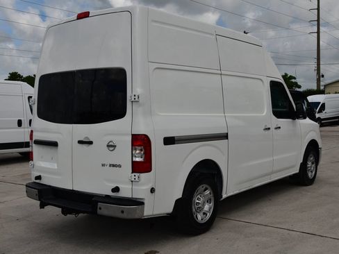 Used 2012 Nissan NV 2500 SV image 7