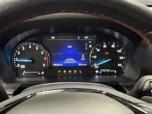 Used 2023 Ford Explorer ST-Line AWD/4WD image 18