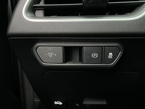 Used 2025 Kia K4 LXS image 21