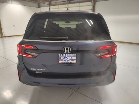 New 2026 Honda Odyssey EX-L image 12