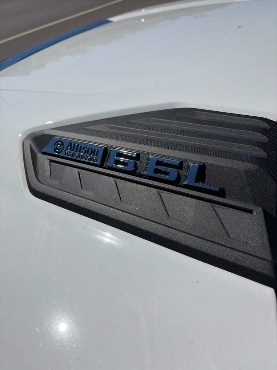 Used 2025 Chevrolet Silverado 2500 LT w/ Convenience Package AWD/4WD image 17