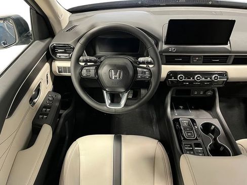 New 2026 Honda Pilot Touring image 26