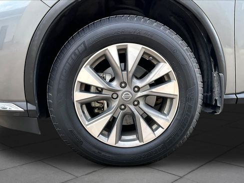 Used 2018 Nissan Murano SL w/ Moonroof Package FWD image 11