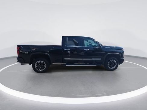 Used 2024 Chevrolet Silverado 2500 High Country w/ High Country Premium Package AWD/4WD image 5