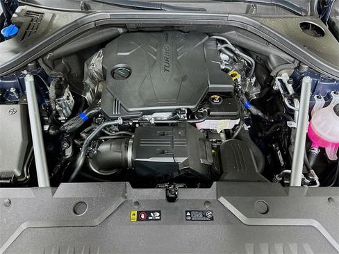 Used 2025 Genesis GV70 2.5T image 22