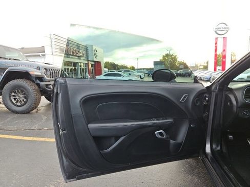 Used 2021 Dodge Challenger GT w/ Plus Package image 23