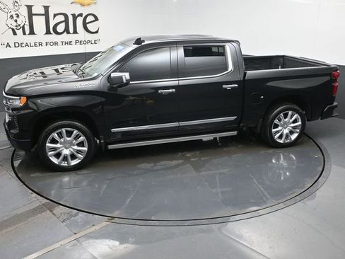Certified 2025 Chevrolet Silverado 1500 High Country image 57