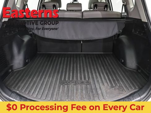 Used 2018 Toyota RAV4 XLE AWD/4WD image 9