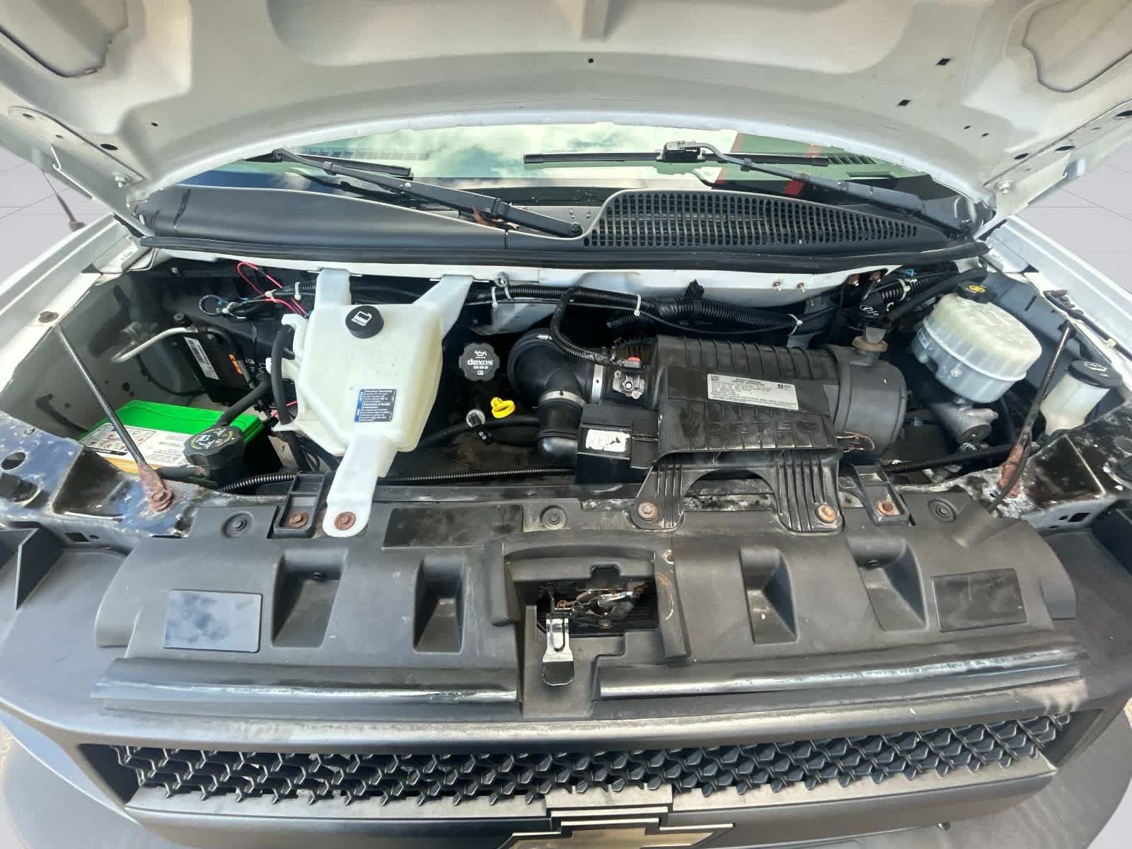 Used 2016 Chevrolet Express 3500 RWD image 11