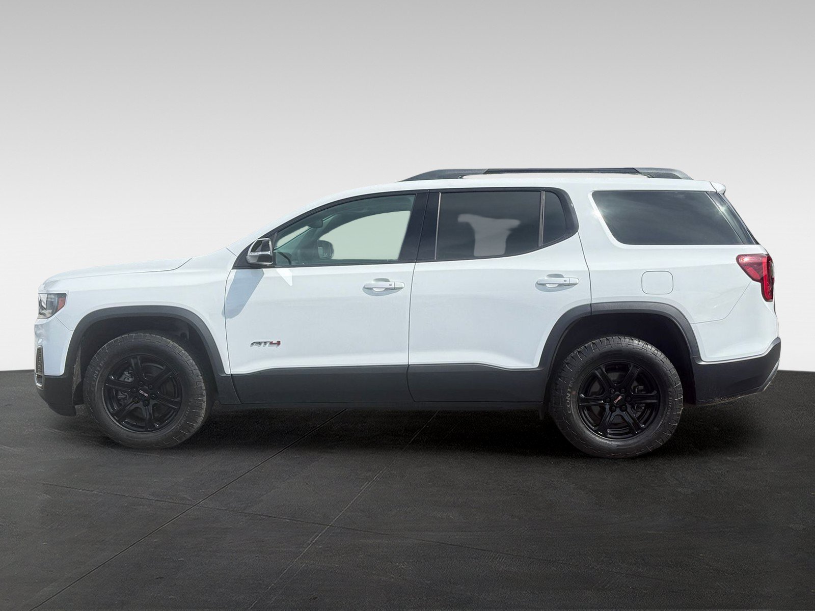 Used 2021 GMC Acadia AT4 w/ LPO, Floor Liner Package AWD/4WD image 8