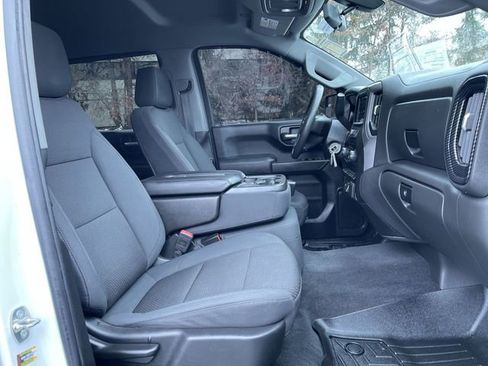 Used 2020 Chevrolet Silverado 1500 Custom w/ Custom Value Package image 26