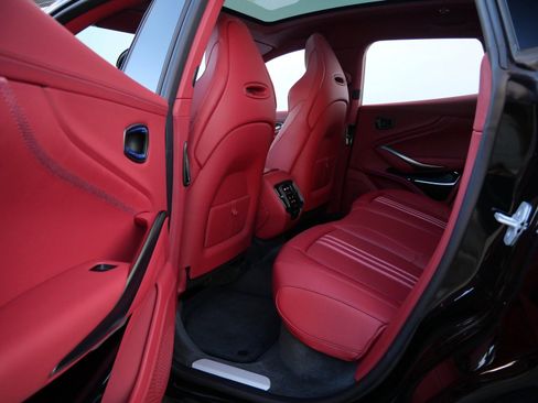 New 2026 Aston Martin DBX 707 image 21