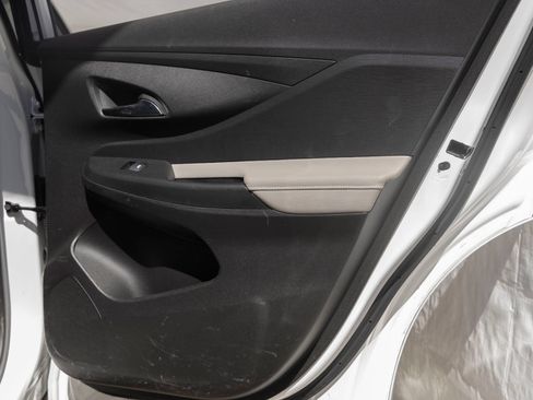 Used 2025 Buick Envista Avenir FWD image 22