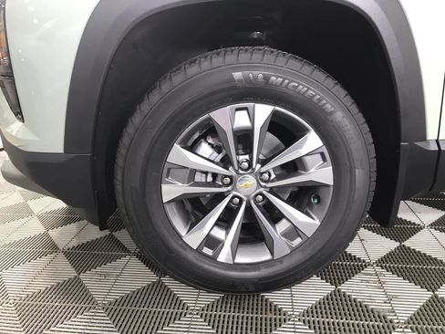 New 2026 Chevrolet Equinox LT w/ Convenience Package II image 4