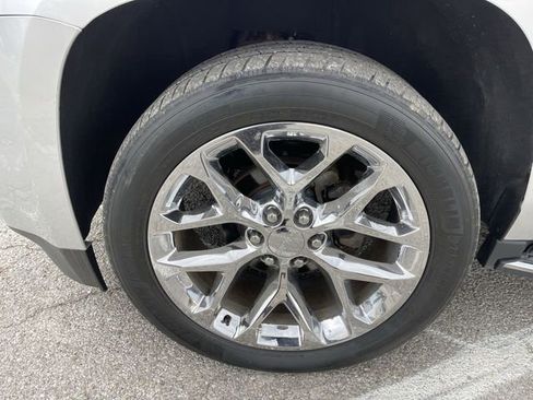 Used 2019 GMC Yukon Denali AWD/4WD image 10