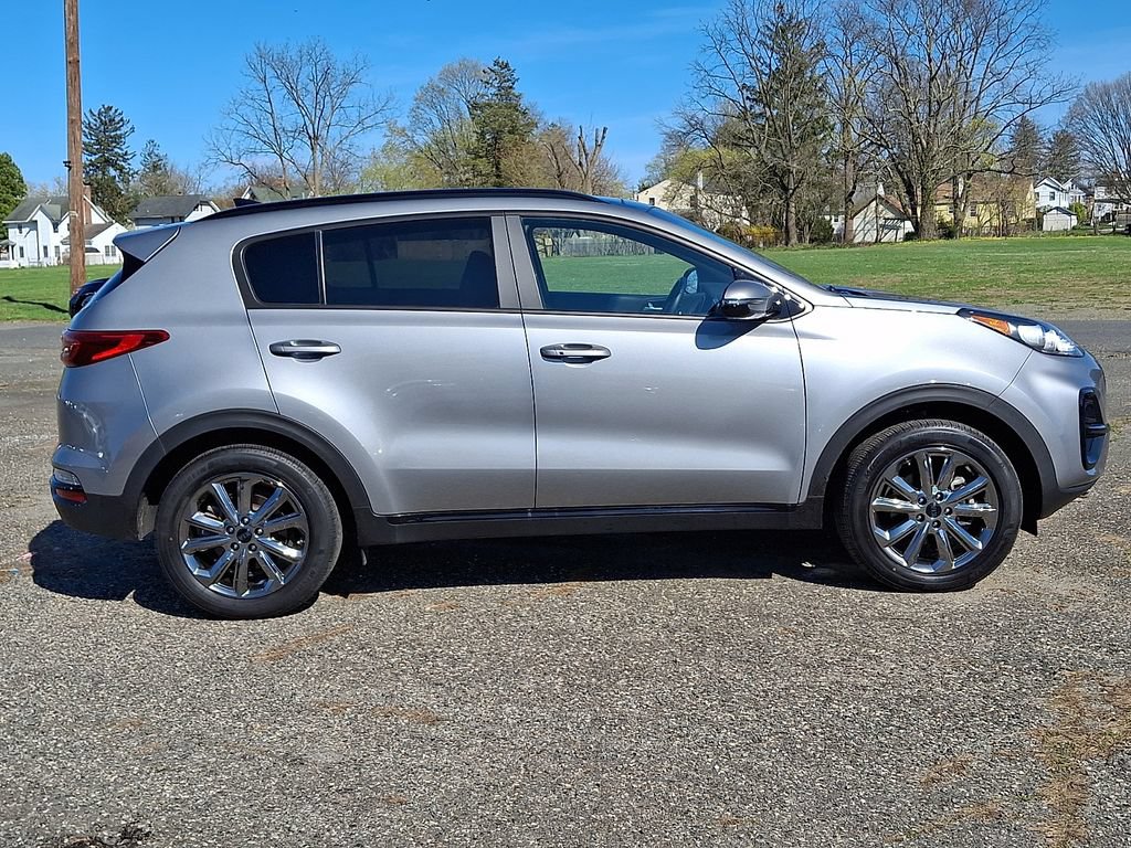 Used 2022 Kia Sportage Nightfall Edition w/ Nighfall AWD Premium Package image 8