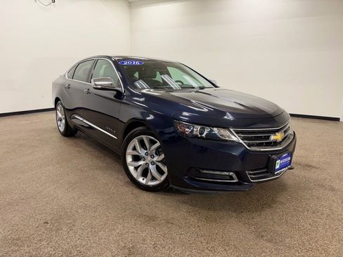 Used 2016 Chevrolet Impala LTZ w/ Enhanced Convenience Package image 8