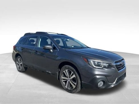 Used 2018 Subaru Outback 2.5i Limited AWD/4WD image 7