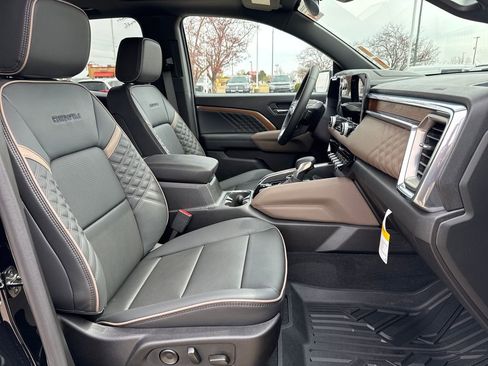 New 2026 GMC Canyon Denali w/ LPO, Denali Black Edition image 49