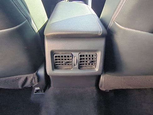 Used 2019 Toyota Camry XSE image 30